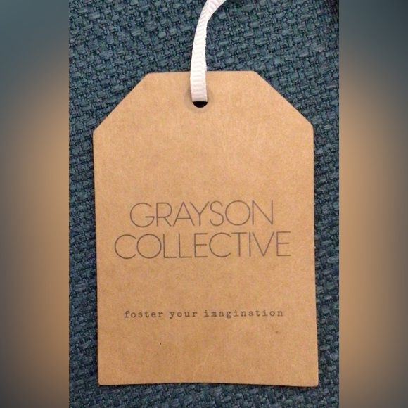 NEW BABY OUTFIT - size 12M - Picture 4 of 6